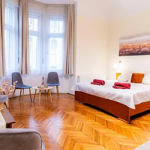 Charles Appartamento Budapest