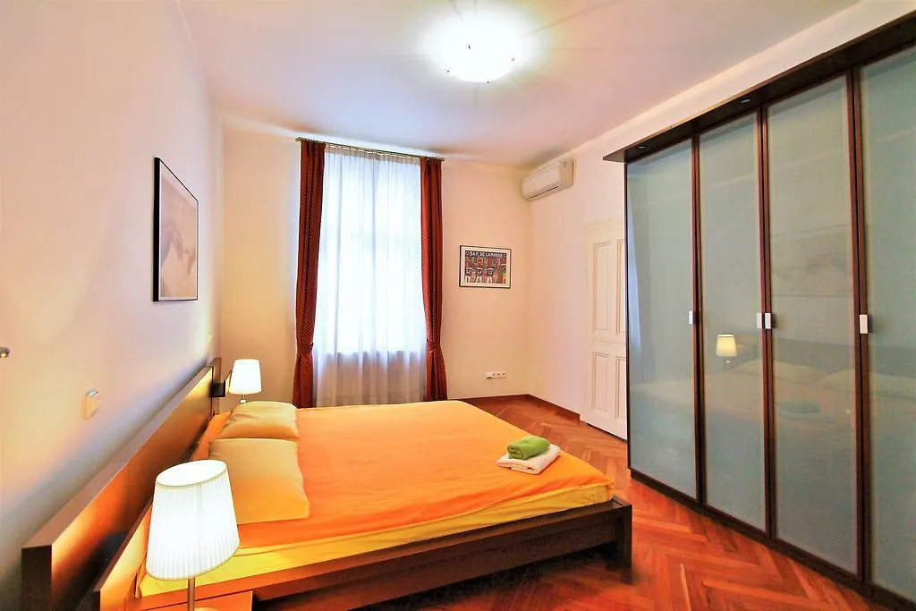 Apartamento Residence Dusni 6 Praga República Checa