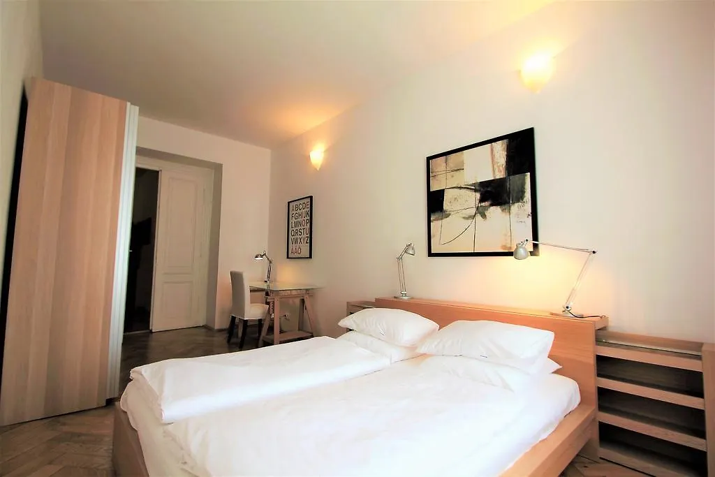 Residence Dusni 6 Praga 0*,